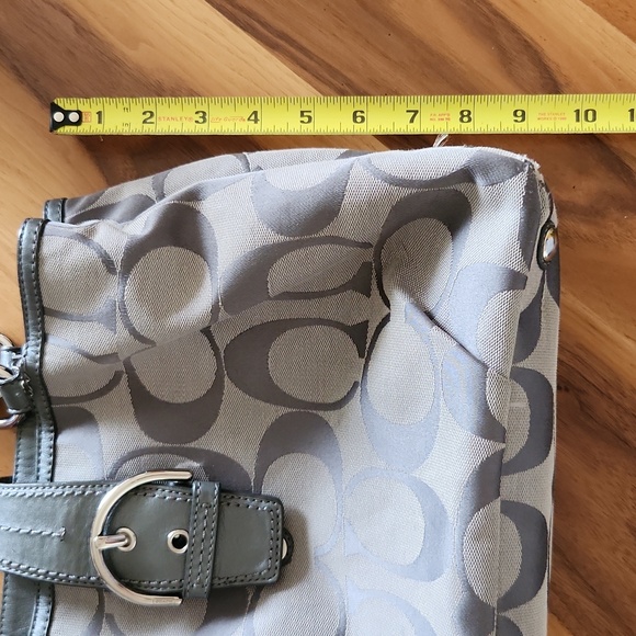 Coach Shoulder Bag - Picture 14 of 14